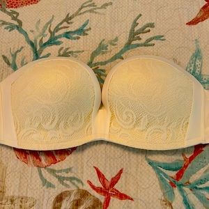 Cream lace strapless bra